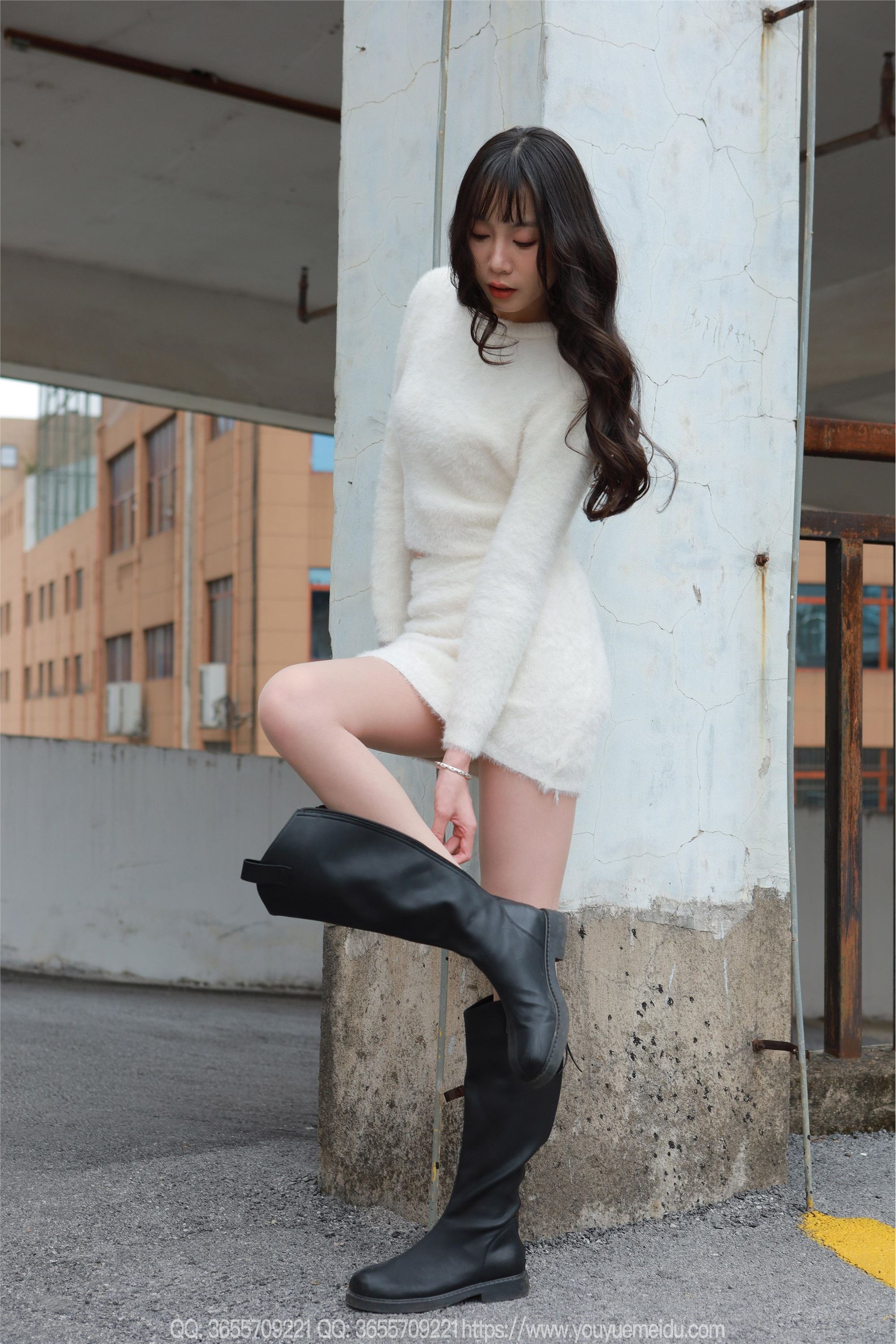 IESS异思趣向  2025.04.07 丝享家 .2021 团团《长靴包臀裙（下）》